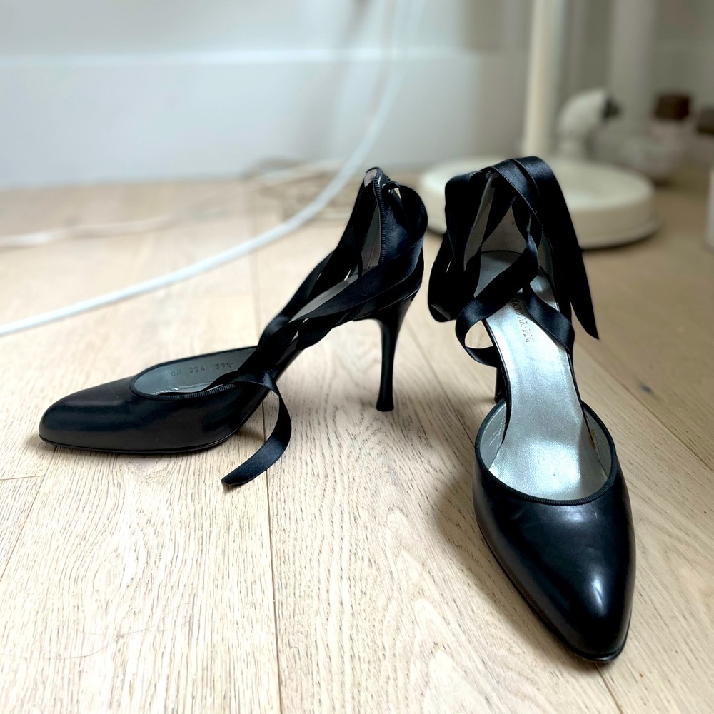 Giorgio Armani black leather ballerina heels